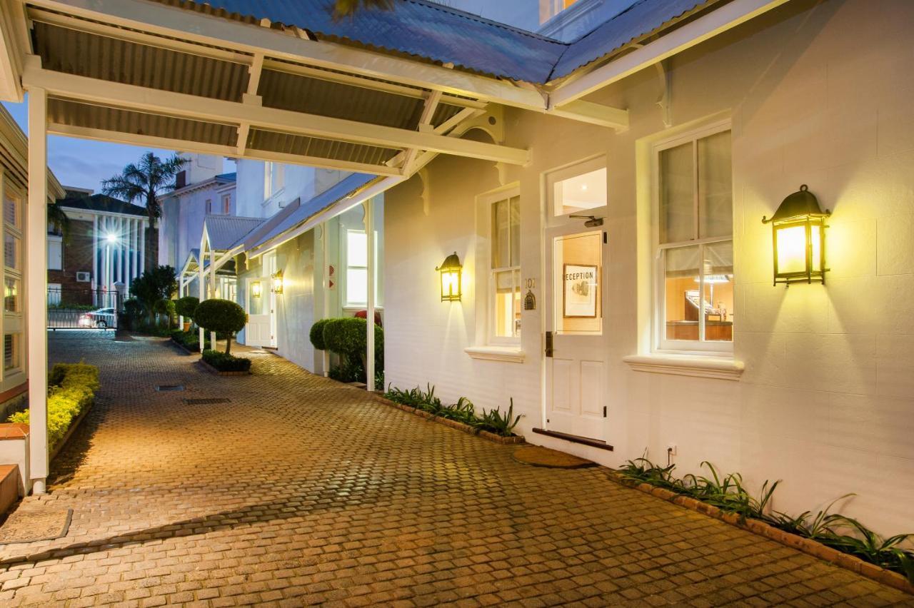 Quarters Hotel Durban Bagian luar foto