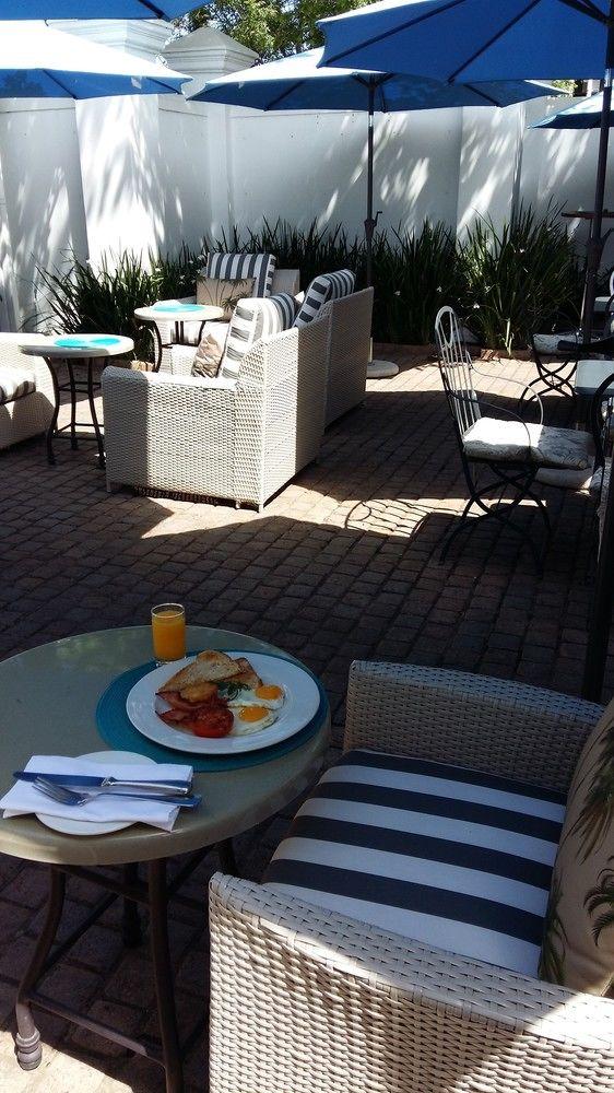 Quarters Hotel Durban Bagian luar foto