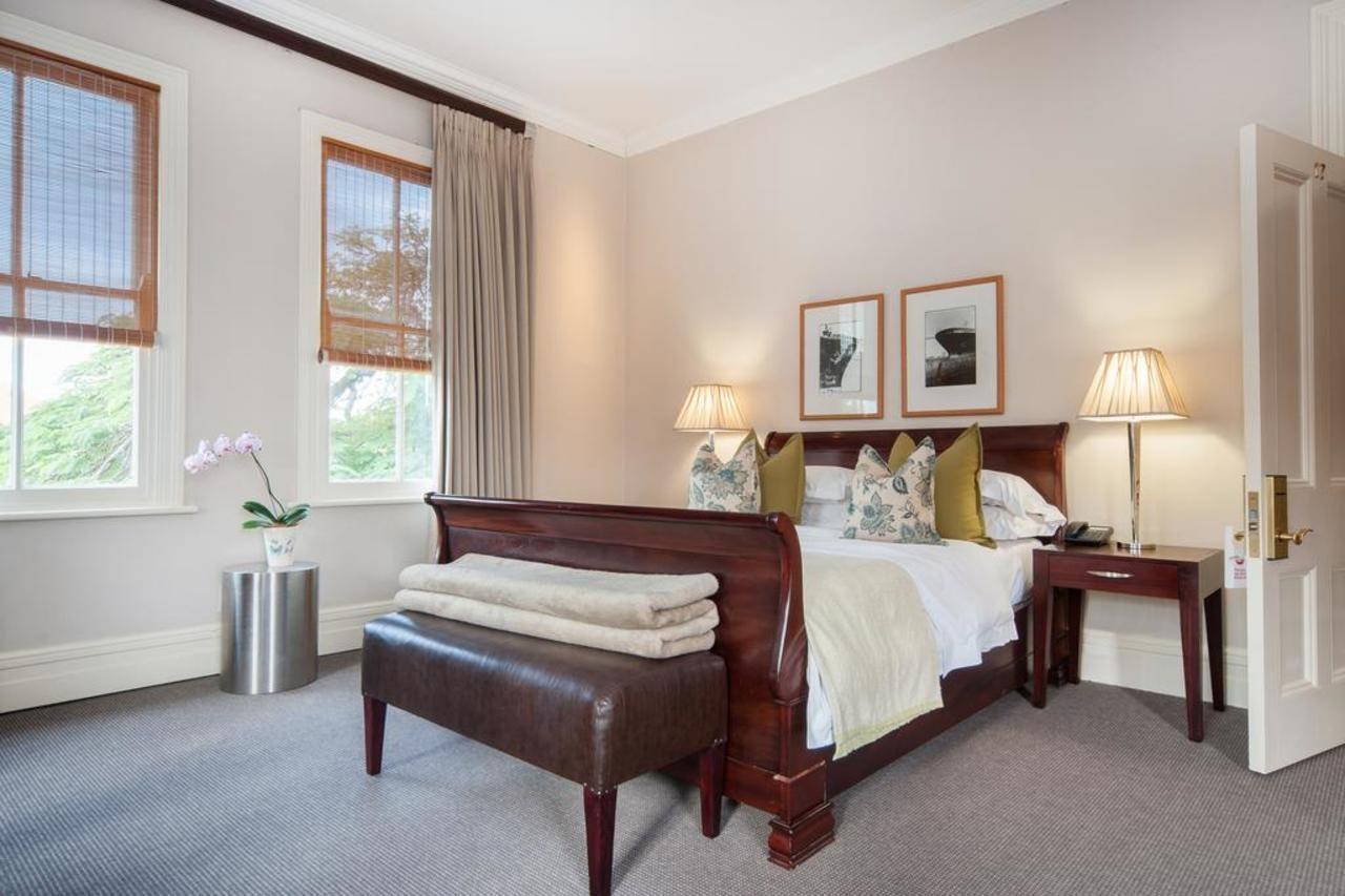 Quarters Hotel Durban Bagian luar foto