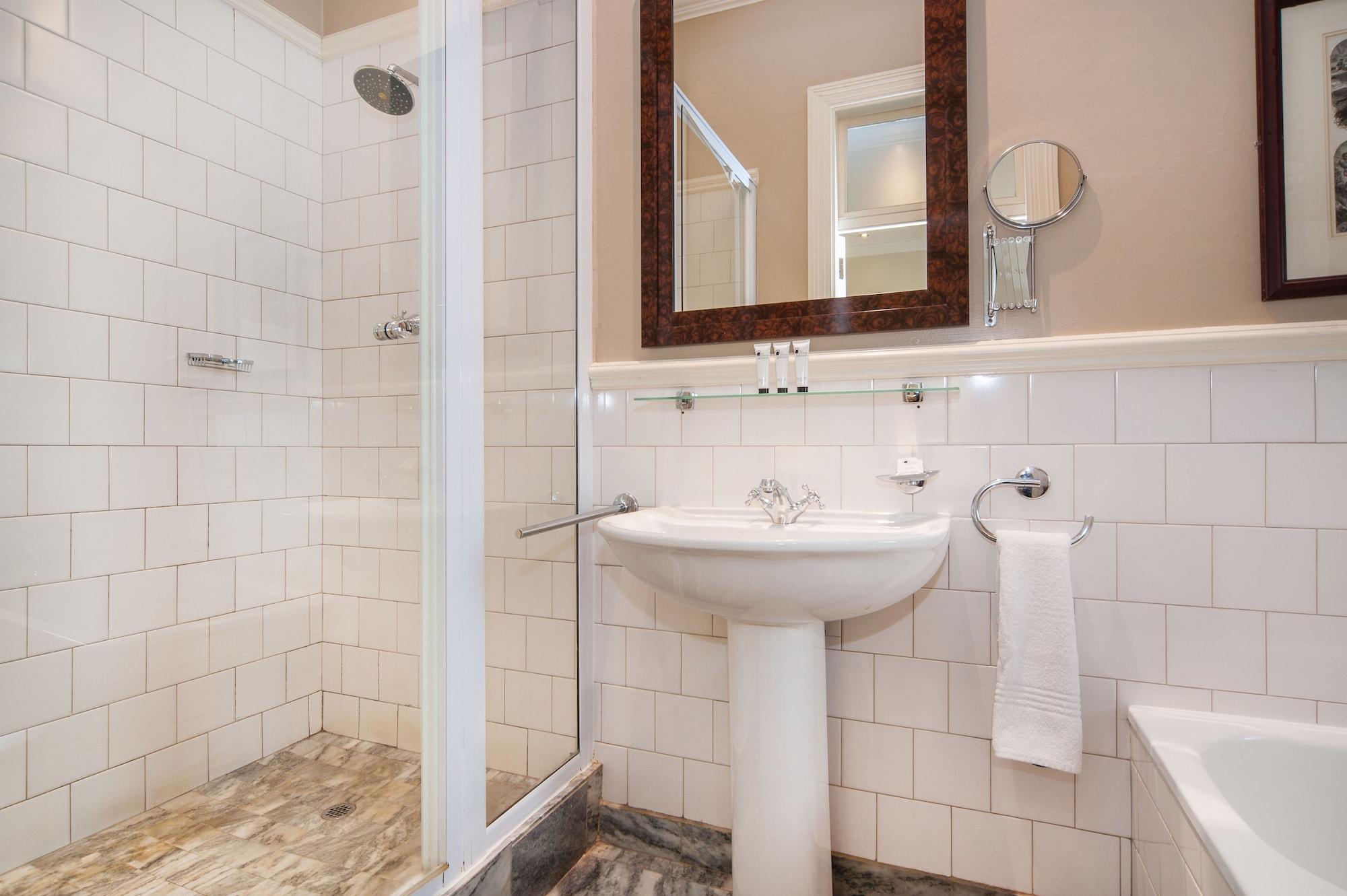 Quarters Hotel Durban Bagian luar foto
