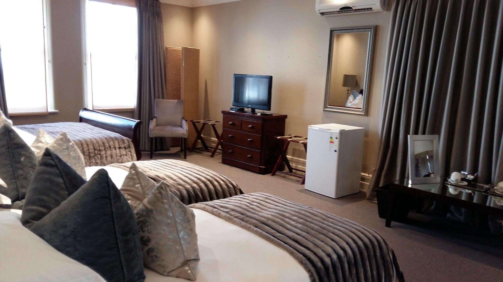 Quarters Hotel Durban Bagian luar foto
